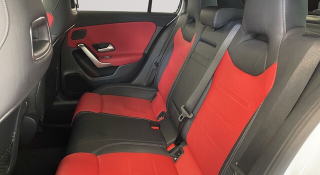 MERCEDES-BENZ A 200 AMG Line 7G-DCT