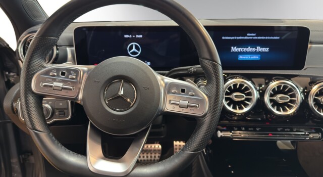 MERCEDES-BENZ A 220 AMG Line 7G-DCT 4Matic