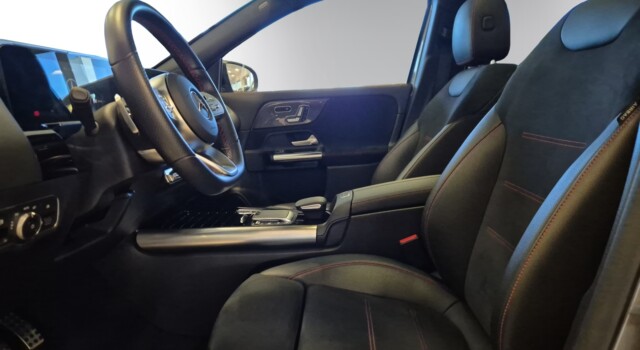 MERCEDES-BENZ GLA 250 e AMG Line 8G-DCT