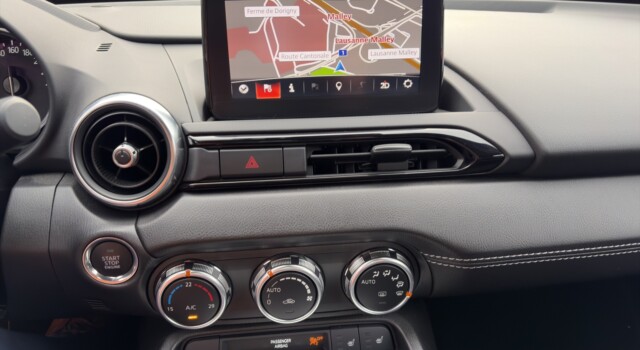 MAZDA MX-5 SKYACTIV-G 184 Revolution