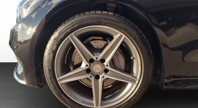MERCEDES-BENZ C 200 AMG Line 4Matic