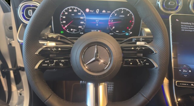 MERCEDES-BENZ GLC 220 d 4Matic 9G-Tronic