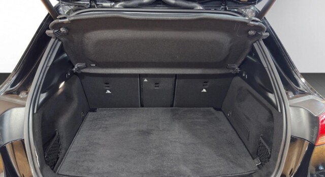 MERCEDES-BENZ GLA 35 AMG 4Matic 8G-Speedshift DCT