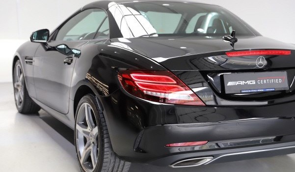 MERCEDES-BENZ SLC 200 AMG Line