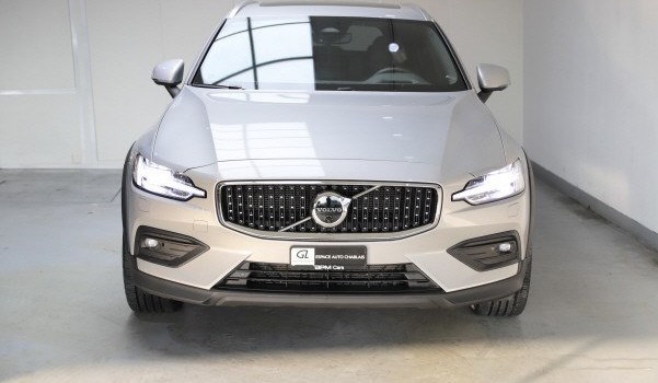 VOLVO V60 CC B5 Ultimate AWD