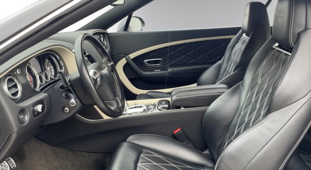 BENTLEY CONTINENTAL GTC Speed 6.0 W12
