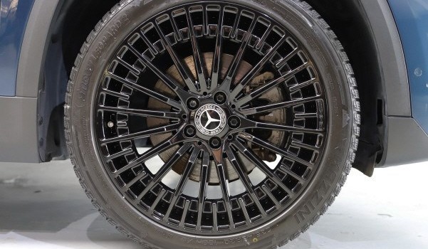 MERCEDES-BENZ EQA 250 AMG Line AMG Line