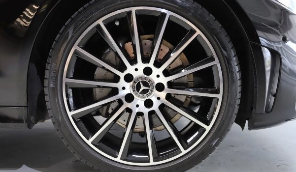 MERCEDES-BENZ C 220 d SwissStar AMG L.4M