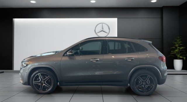 MERCEDES-BENZ GLA 250 e EQ Star 8G-DCT
