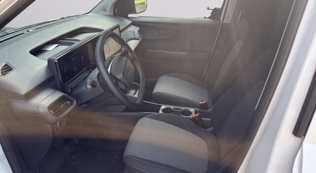 FORD  E-TRANSIT COURIER 136ch BEV