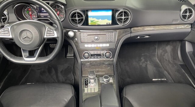 MERCEDES-BENZ SL 400 9G-Tronic