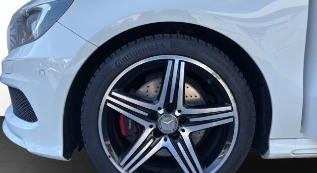 MERCEDES-BENZ A 250 Sport 7G-DCT