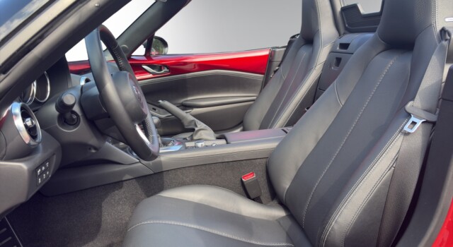 MAZDA MX-5 Skyactiv-G 184 Exclusive-line