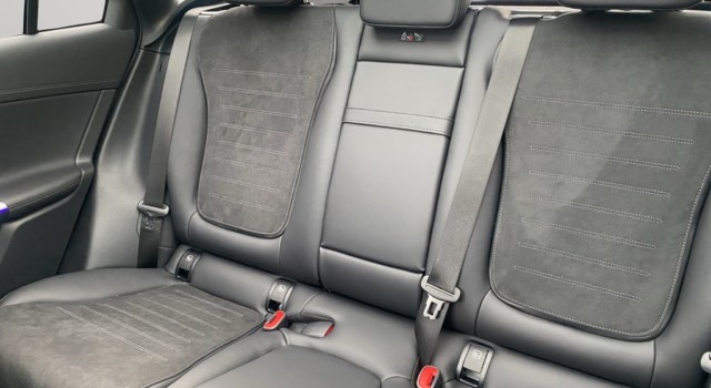 MERCEDES-BENZ GLC 300 e 4Matic 9G-Tronic
