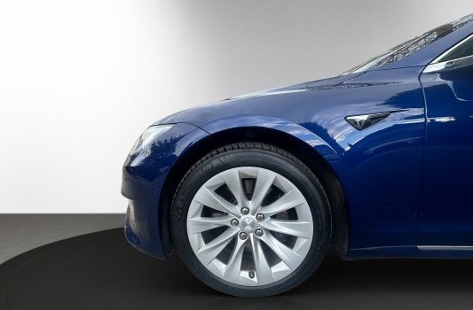 TESLA MODEL S 0 D