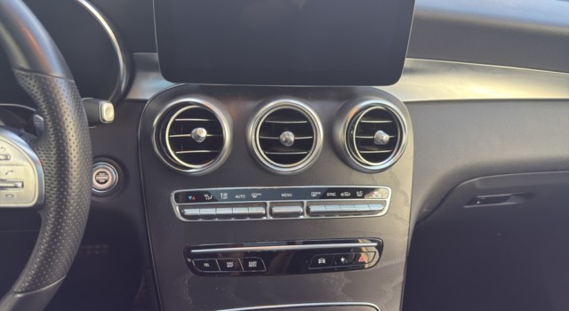 MERCEDES-BENZ GLC 220 d AMG Line 4Matic