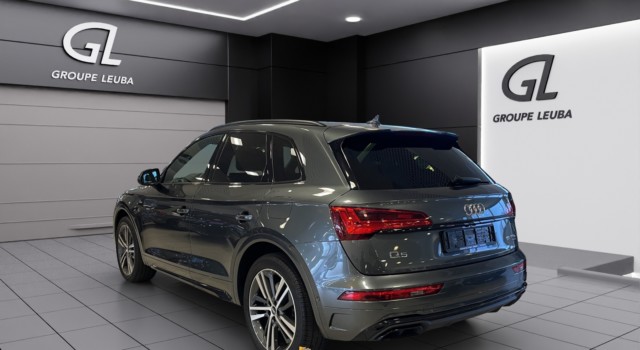 AUDI Q5 55 TFSI e S line qu