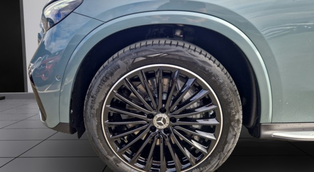 MERCEDES-BENZ GLC 300 e 4M EQ Star
