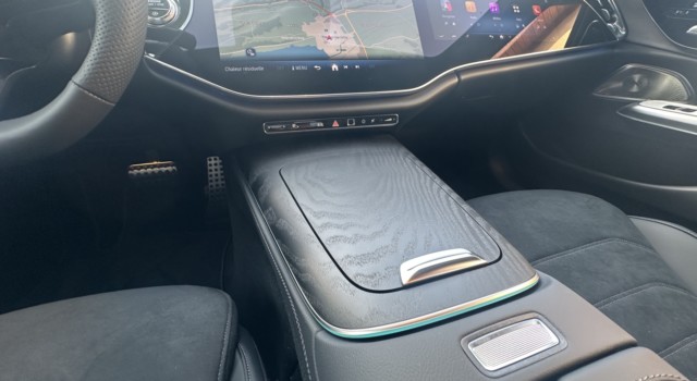 MERCEDES-BENZ E 220 d 4Matic 9G-Tronic