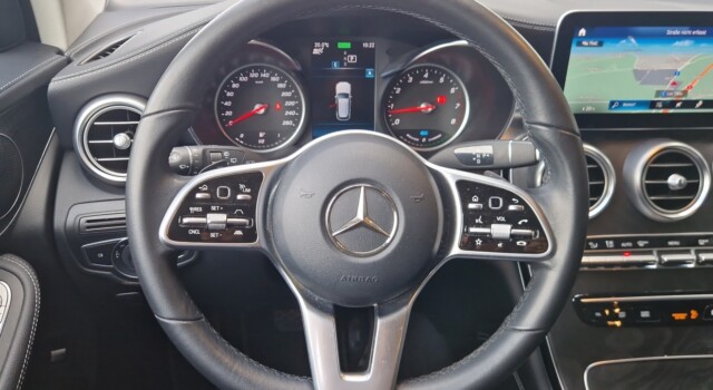MERCEDES-BENZ GLC 200 4Matic