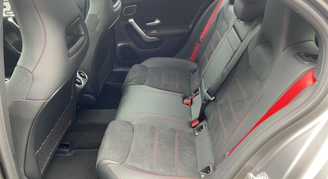 MERCEDES-BENZ A 35 AMG A AMG 35 4Matic+ 8G-DCT