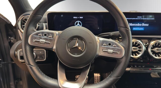 MERCEDES-BENZ A 220 AMG Line 7G-DCT 4Matic