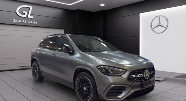 MERCEDES-BENZ GLA 220 4Matic 8G-DCT