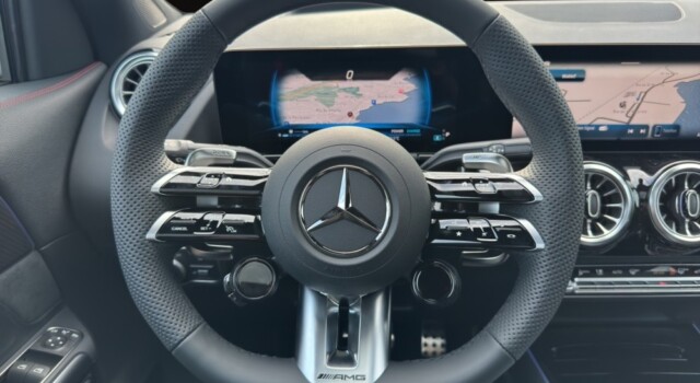 MERCEDES-BENZ GLA 35 AMG GLA AMG 35 4Matic 8G-DCT