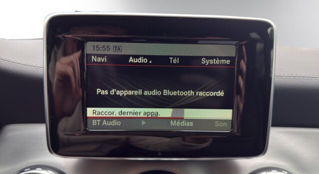 MERCEDES-BENZ GLA 200 Night Star 7G-DCT