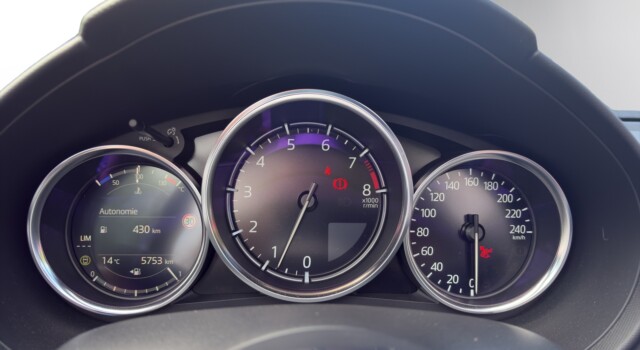 MAZDA MX-5 Skyactiv-G 184 Exclusive-line