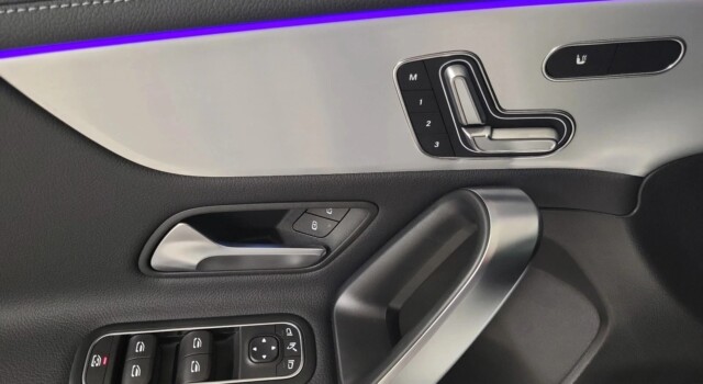 MERCEDES-BENZ A 220 4Matic 8G-DCT