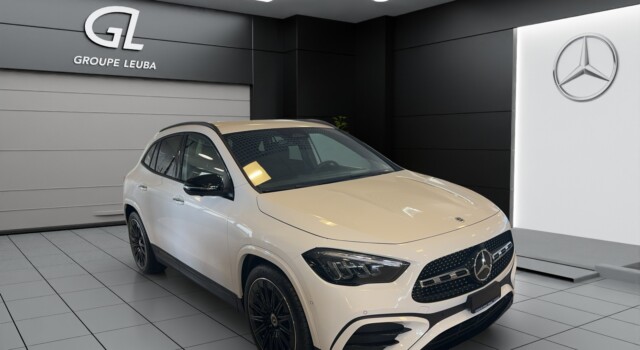 MERCEDES-BENZ GLA 220 4Matic 8G-DCT