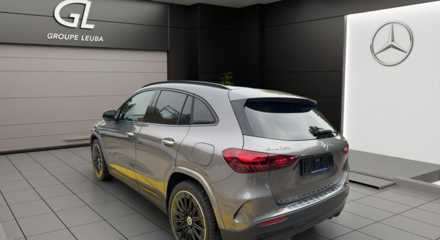 MERCEDES-BENZ GLA 250 4Matic 8G-DCT Swiss Star