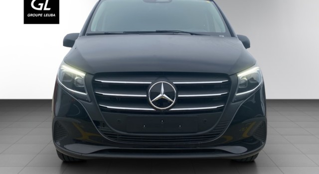 MERCEDES-BENZ VITO 119 CDI Lang Tourer 9G-Tronic 4M Select 9 places