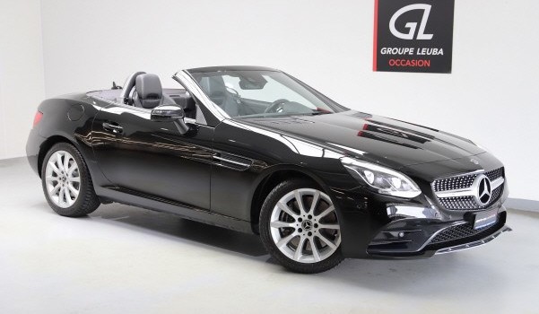 MERCEDES-BENZ SLC 200 AMG Line