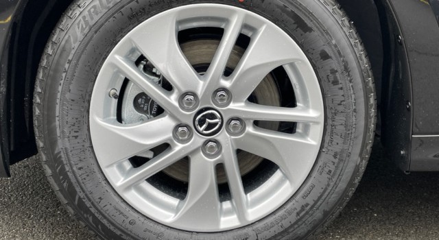MAZDA 2 Hybrid Centre-line