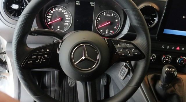 MERCEDES-BENZ CITAN 112 CDI Pro