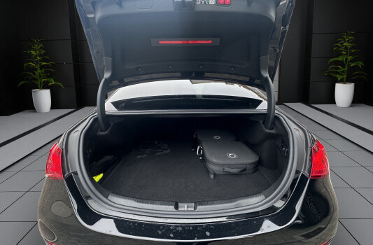 MERCEDES-BENZ C 300 de 4Matic
