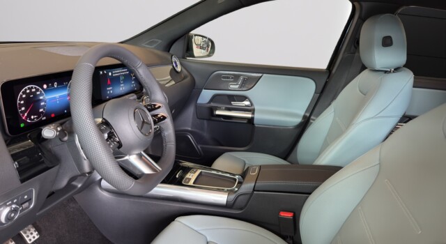 MERCEDES-BENZ GLA 220 4Matic 8G-DCT