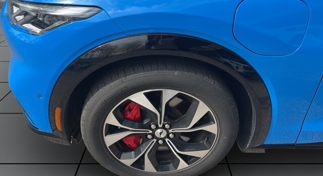 FORD MUSTANG MACH-E AWD 72.6 kWh