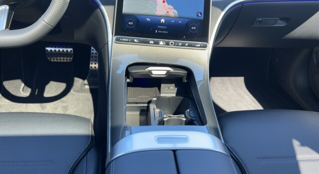 MERCEDES-BENZ C 220 d T 4 Matic