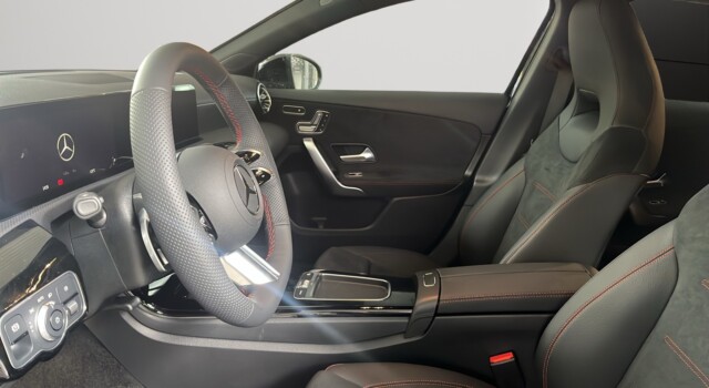 MERCEDES-BENZ A 250 4Matic 8G-DCT