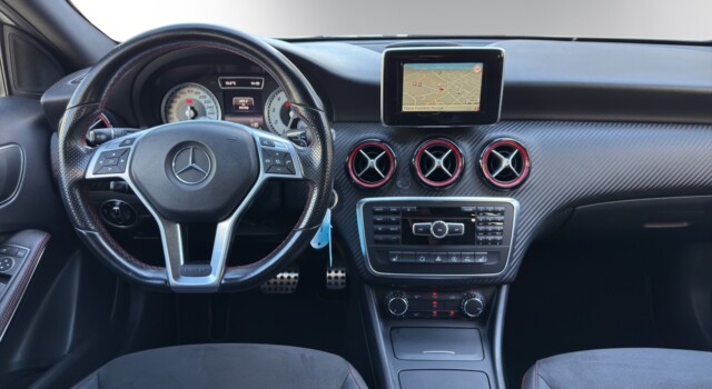 MERCEDES-BENZ A 250 Sport 7G-DCT