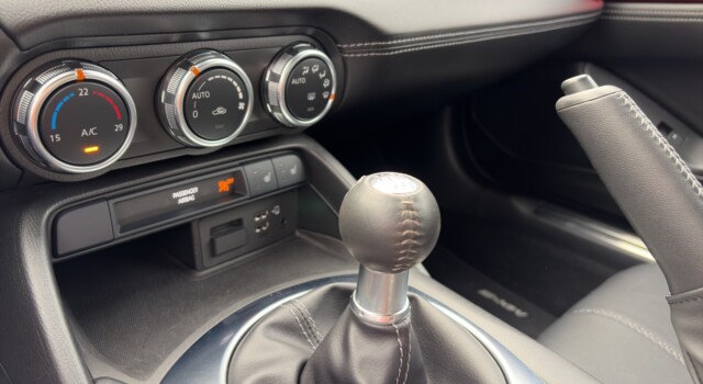 MAZDA MX-5 SKYACTIV-G 184 Revolution