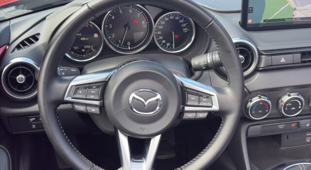 MAZDA MX-5 Skyactiv-G 184 Exclusive-line