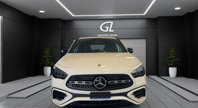 MERCEDES-BENZ GLA 220 4Matic 8G-DCT