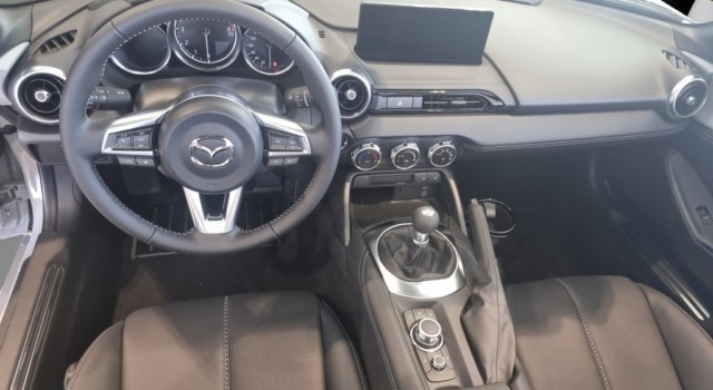 MAZDA MX-5 Skyactiv-G 184 Exclusive-line