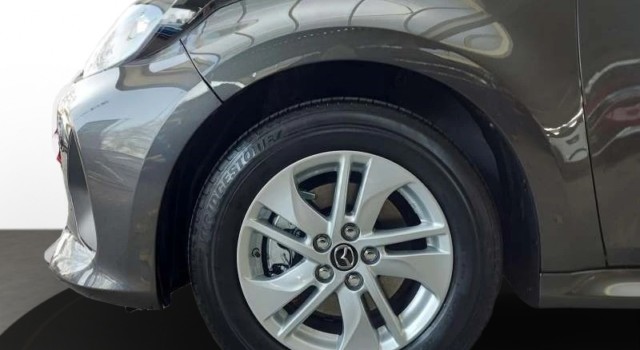 MAZDA 2 Hybrid Centre-line
