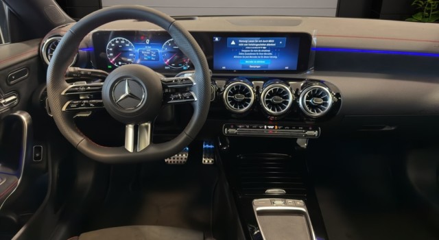 MERCEDES-BENZ CLA 200 CLA Shooting Brake 200 7G-DCT