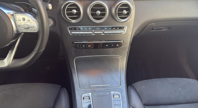 MERCEDES-BENZ GLC 220 d AMG Line 4Matic